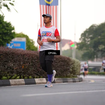 Runner Photo 4675605