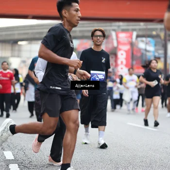 Runner Photo 4675607