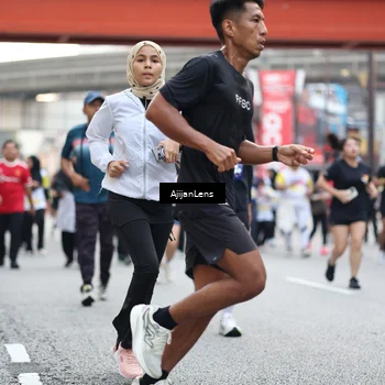 Runner Photo 4675611