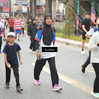 Runner Photo 4675622