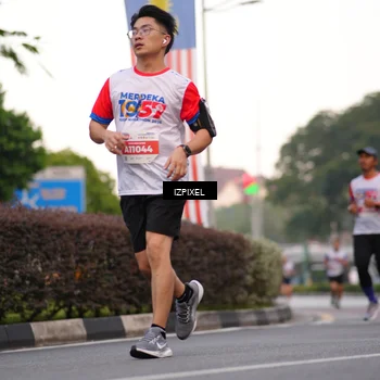 Runner Photo 4675623