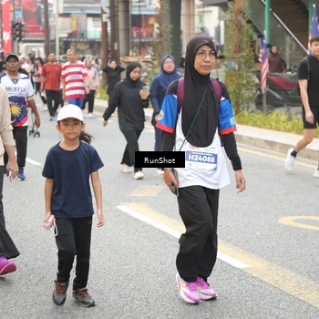 Runner Photo 4675631