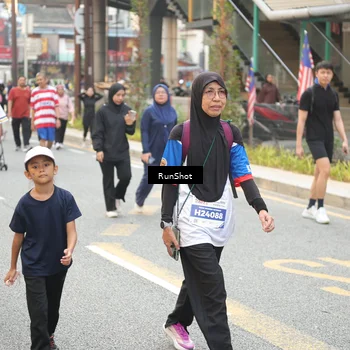 Runner Photo 4675633