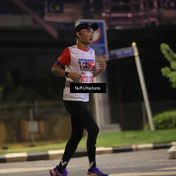 Runner Photo 4675652