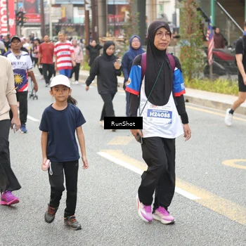 Runner Photo 4675654