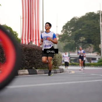 Runner Photo 4675669
