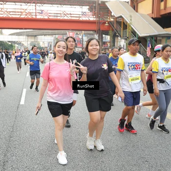 Runner Photo 4675675