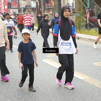 Runner Photo 4675677