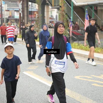 Runner Photo 4675692