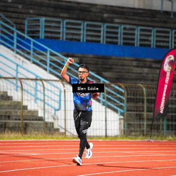 Runner Photo 4675698