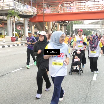 Runner Photo 4675737