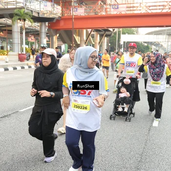 Runner Photo 4675754