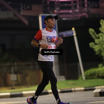 Runner Photo 4675766