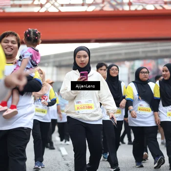 Runner Photo 4675773