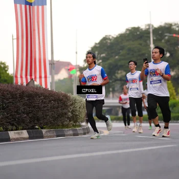 Runner Photo 4675774