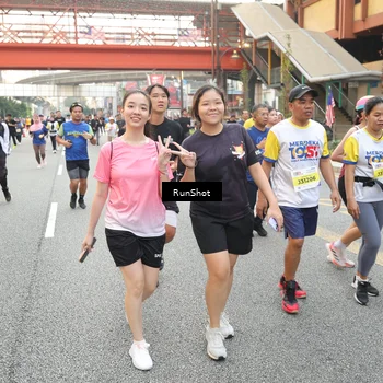 Runner Photo 4675793