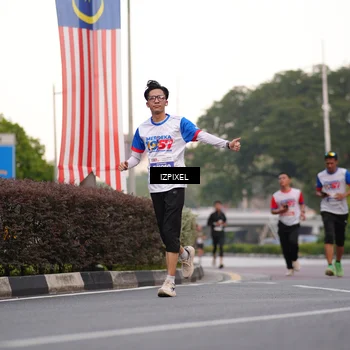 Runner Photo 4675812