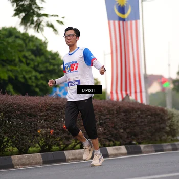 Runner Photo 4675867