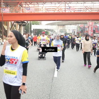 Runner Photo 4675885
