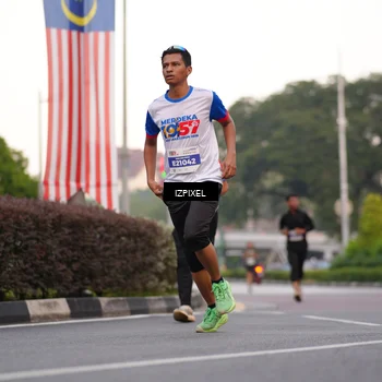 Runner Photo 4675886
