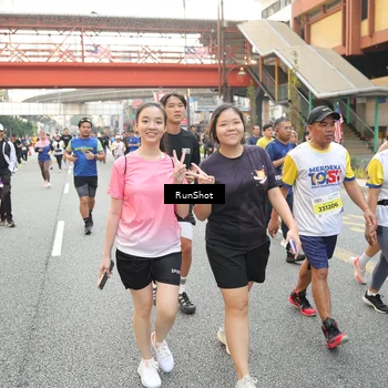 Runner Photo 4675888