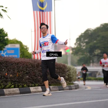 Runner Photo 4675910