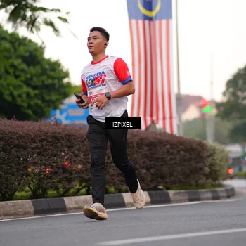 Runner Photo 4675930