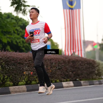 Runner Photo 4675948