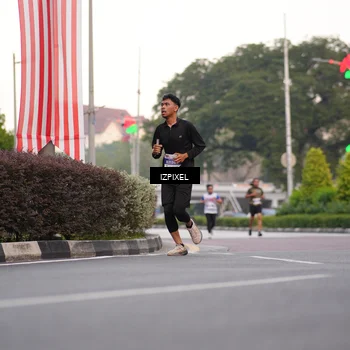 Runner Photo 4675964