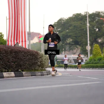 Runner Photo 4675969