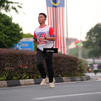 Runner Photo 4675977