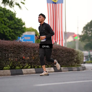 Runner Photo 4675997