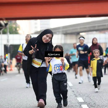 Runner Photo 4676077