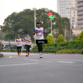 Runner Photo 4676119