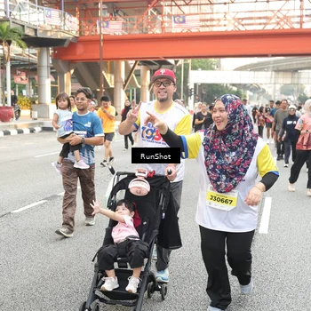 Runner Photo 4676134