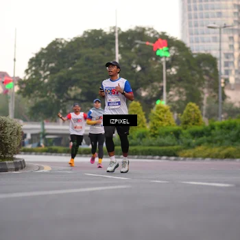 Runner Photo 4676138