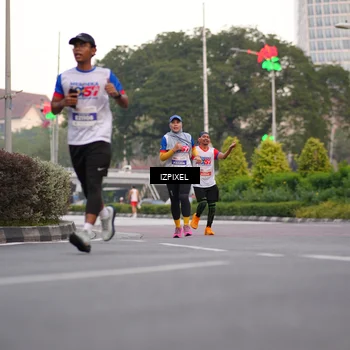 Runner Photo 4676143