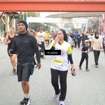 Runner Photo 4676169