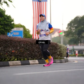Runner Photo 4676196
