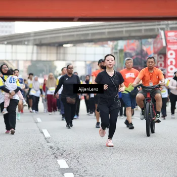 Runner Photo 4676213