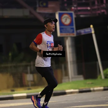 Runner Photo 4676230