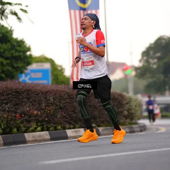 Runner Photo 4676242