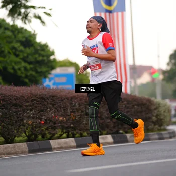 Runner Photo 4676265