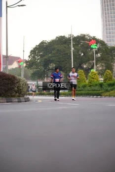 Runner Photo 4676272
