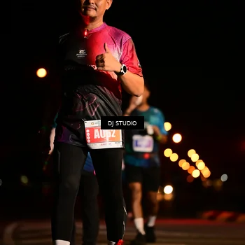 Runner Photo 4676275
