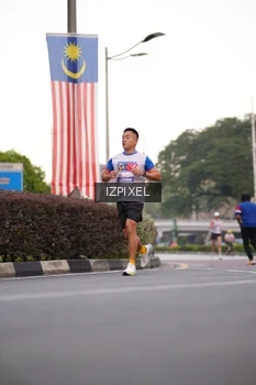Runner Photo 4676298
