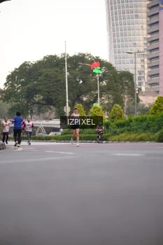 Runner Photo 4676335