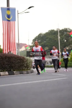 Runner Photo 4676415