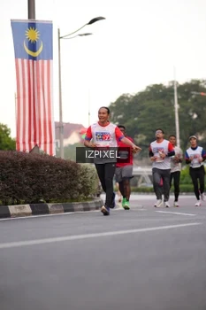 Runner Photo 4676437