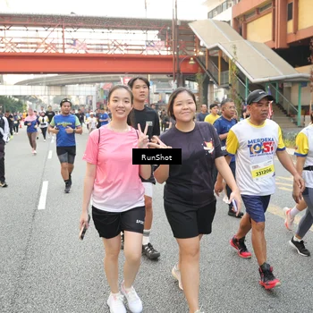 Runner Photo 4676460